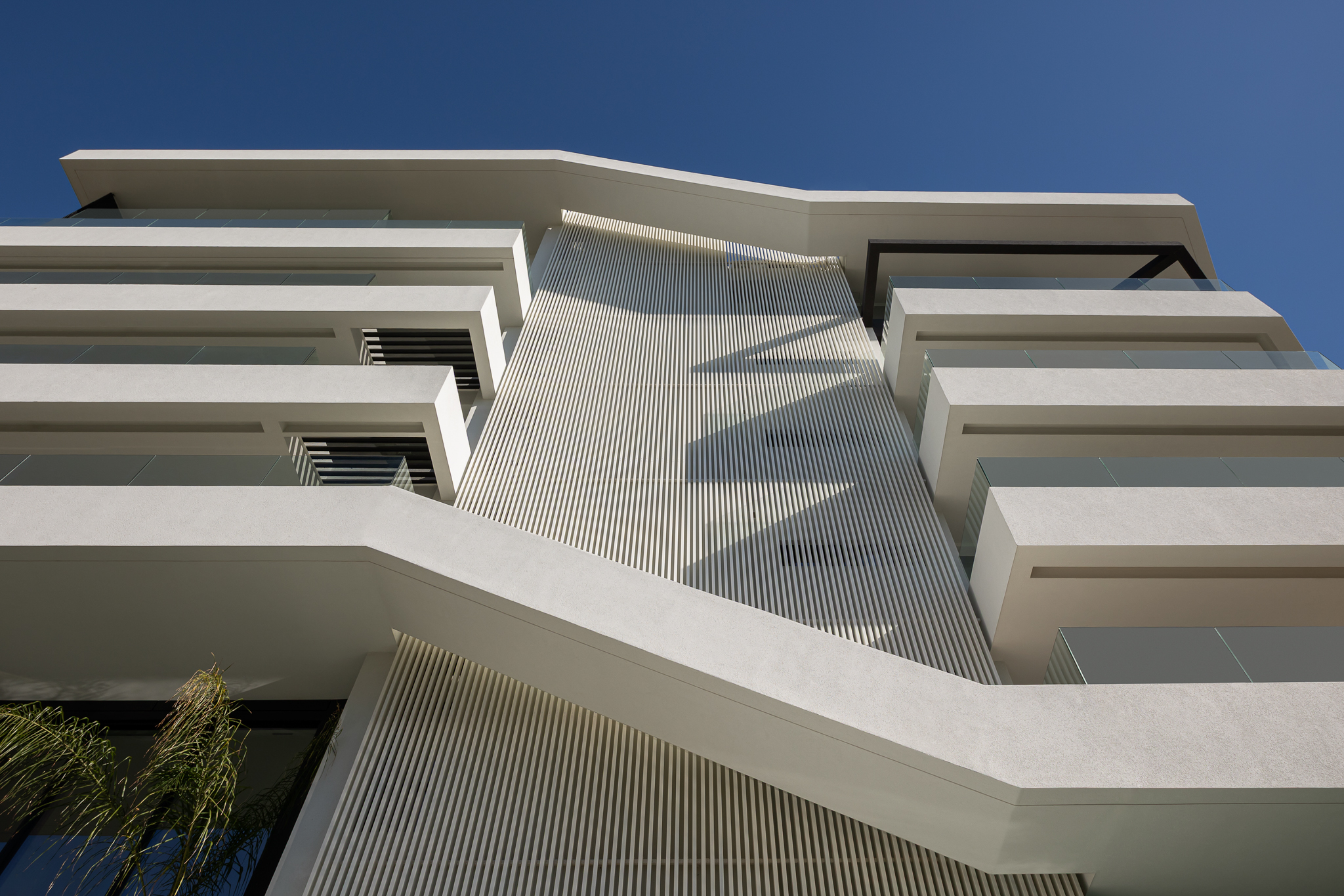 Ταξιαρχών 50 – H πολυτέλεια συναντά την καινοτομία σε μια μοναδική κατασκευή στον Άλιμο