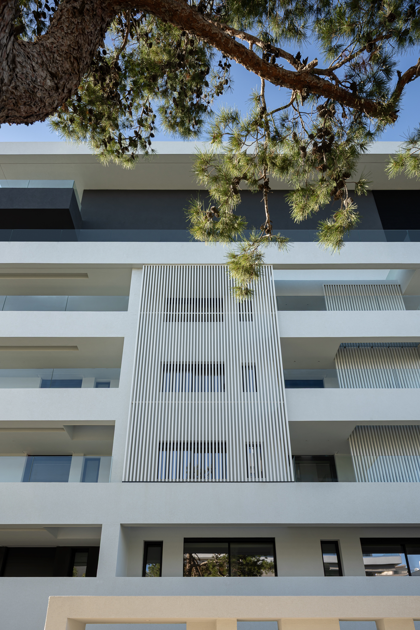 Ταξιαρχών 50 – H πολυτέλεια συναντά την καινοτομία σε μια μοναδική κατασκευή στον Άλιμο