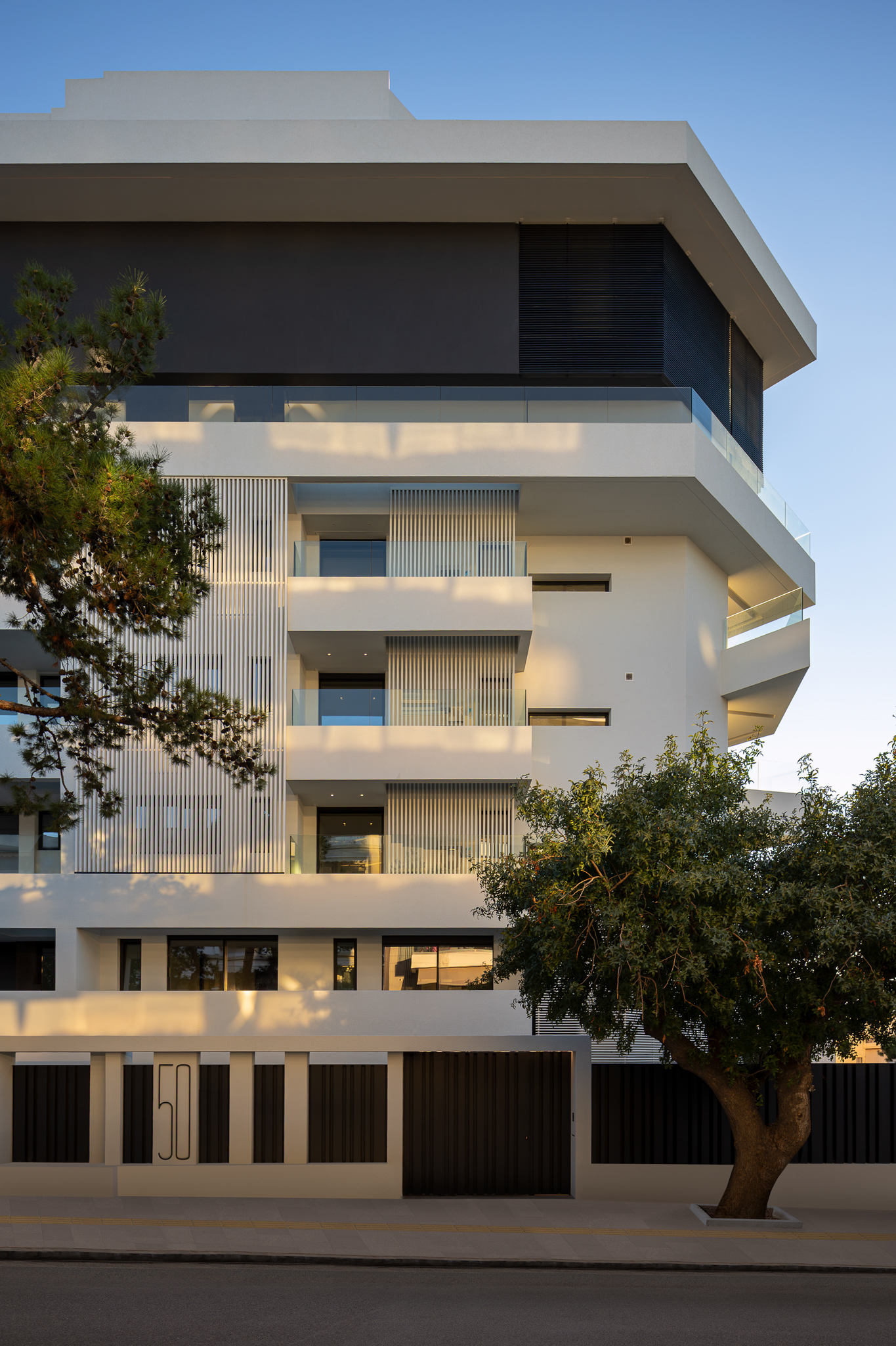 Ταξιαρχών 50 – H πολυτέλεια συναντά την καινοτομία σε μια μοναδική κατασκευή στον Άλιμο